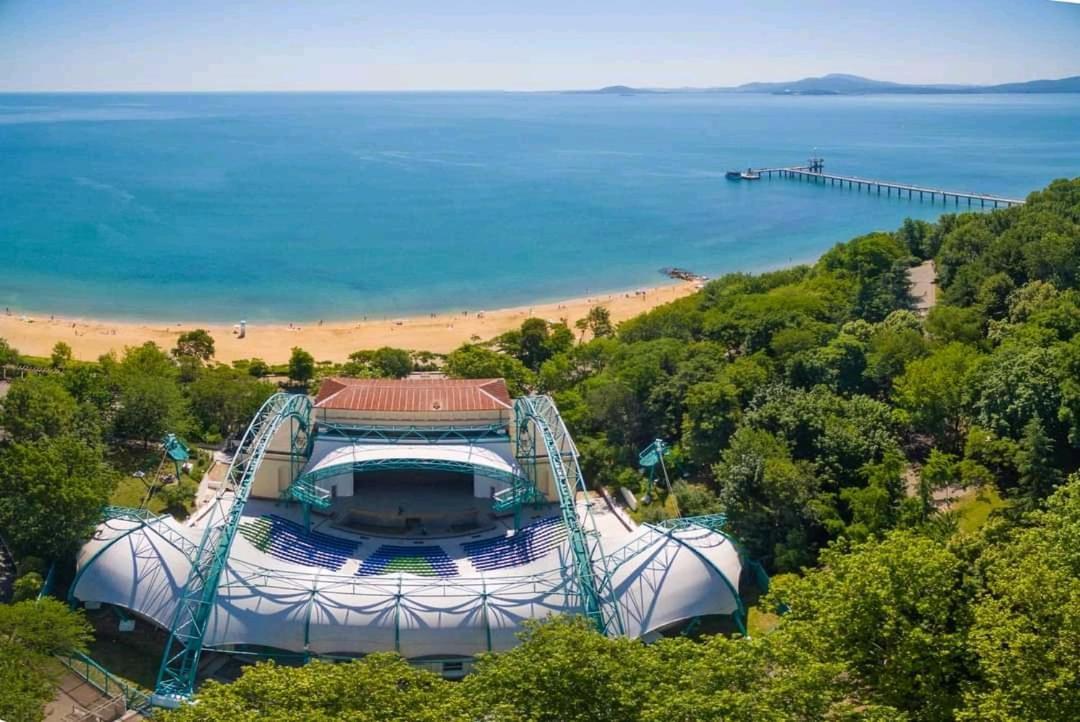 Luxury Apartments Alix Μπουργκάς Εξωτερικό φωτογραφία
