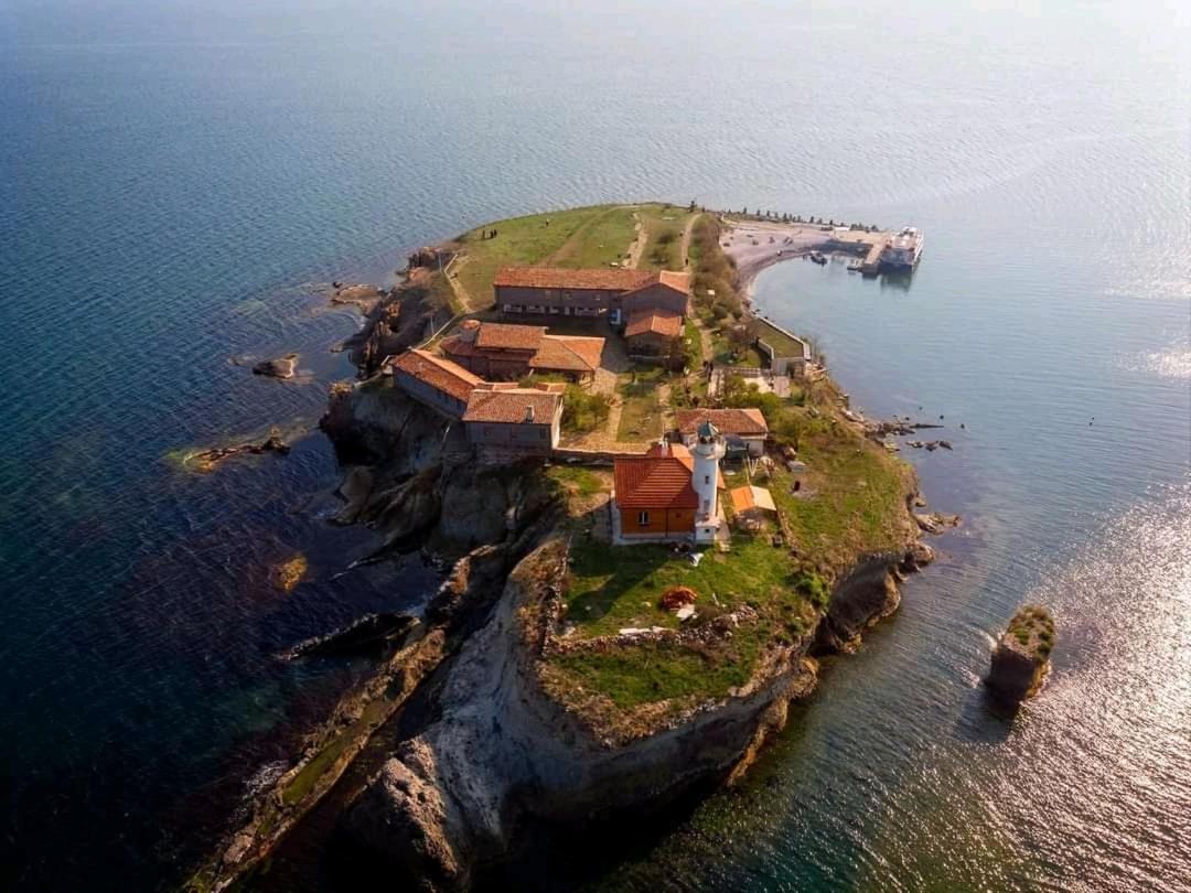 Luxury Apartments Alix Μπουργκάς Εξωτερικό φωτογραφία